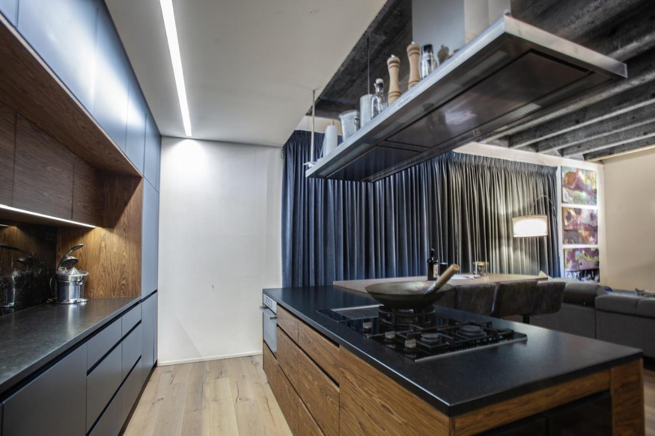 Contemporary Apartment With Fireplace & Terrace Banská Bystrica Eksteriør billede